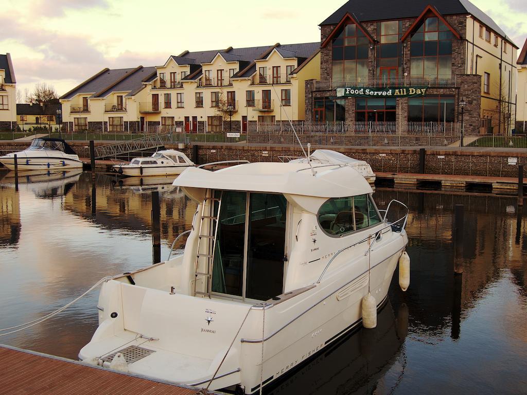 Leitrim Marina Hotel Carrick-on-Shannon ภายนอก รูปภาพ
