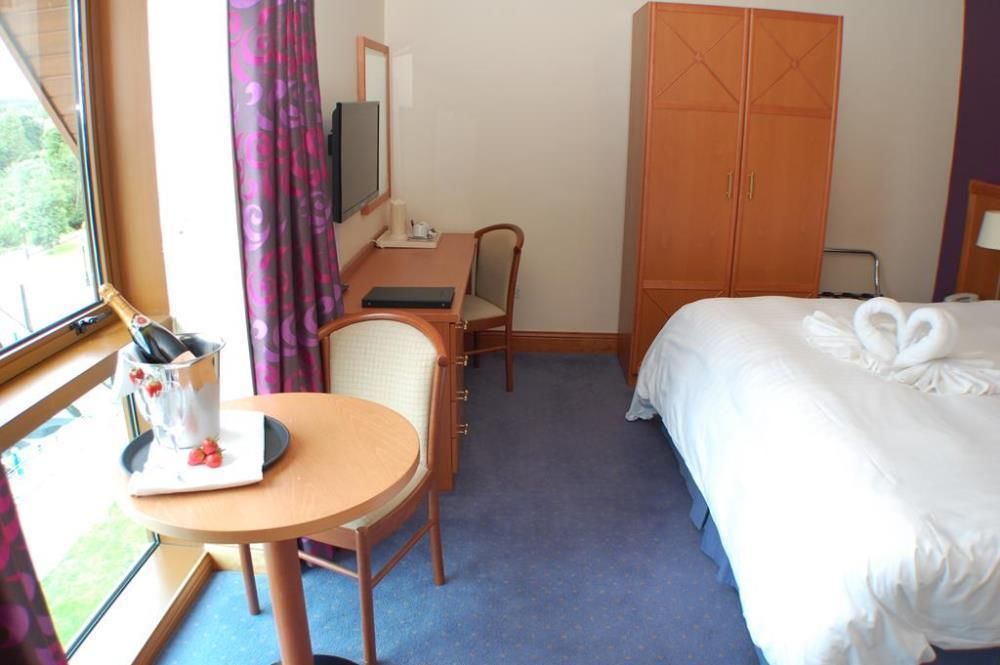 Leitrim Marina Hotel Carrick-on-Shannon ภายนอก รูปภาพ
