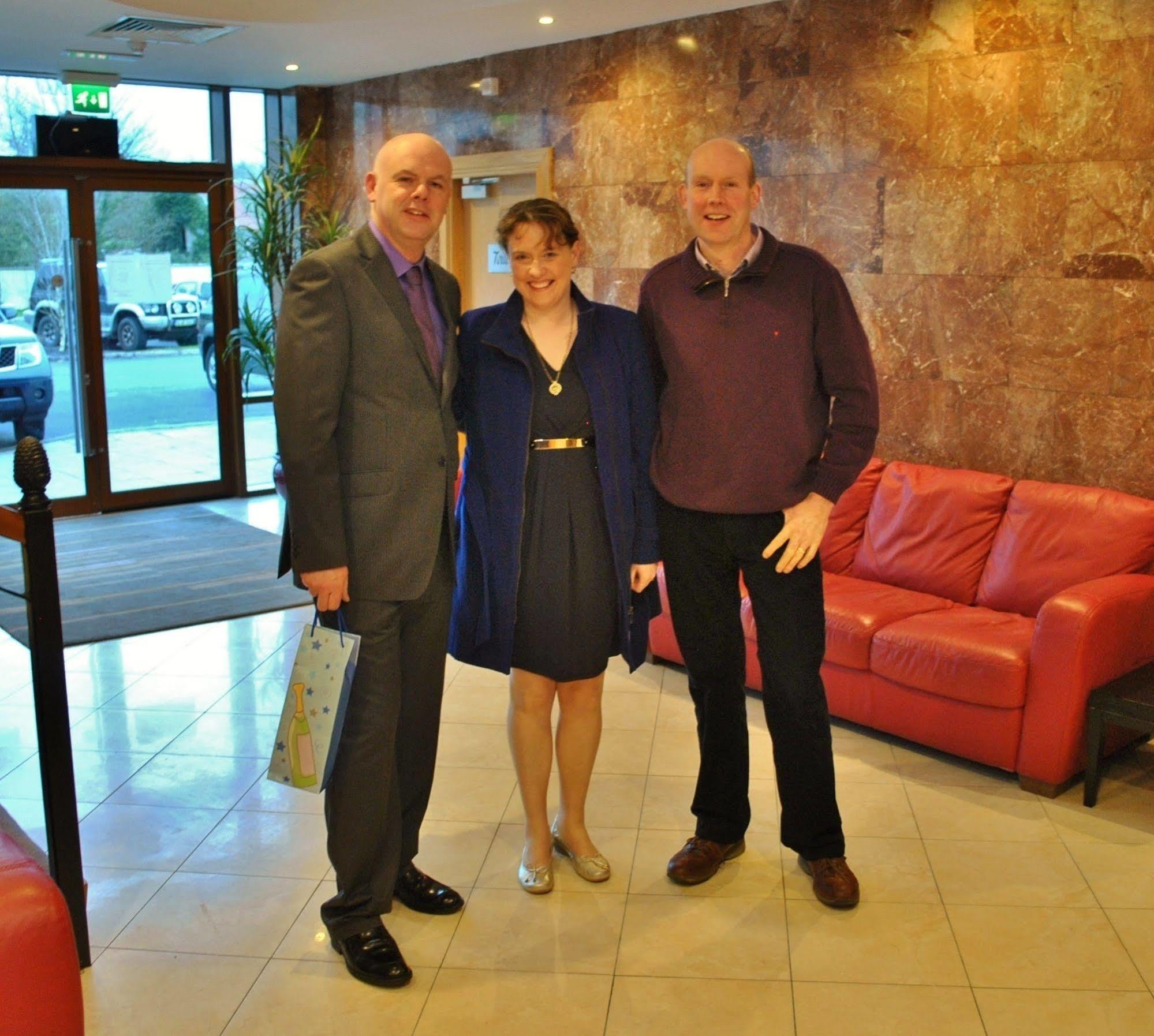 Leitrim Marina Hotel Carrick-on-Shannon ภายนอก รูปภาพ